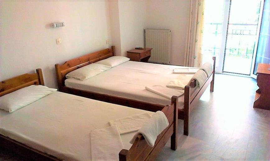 ليبتوكاريا Siros Hotel المظهر الخارجي الصورة
