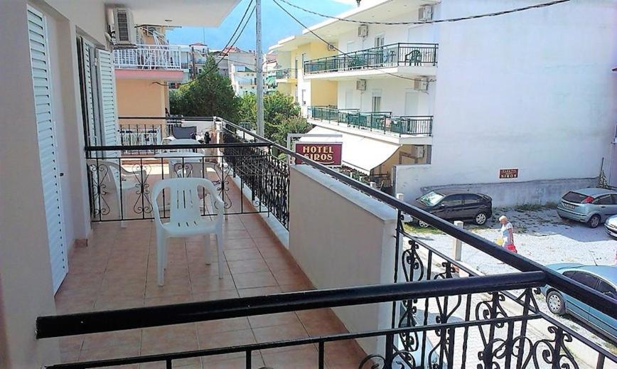 ليبتوكاريا Siros Hotel المظهر الخارجي الصورة